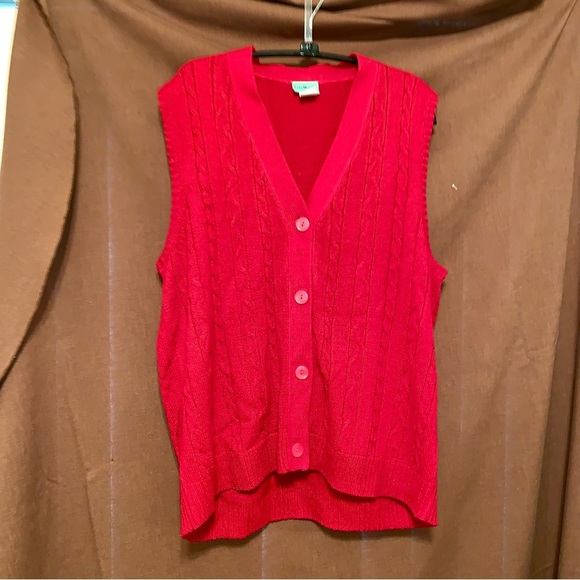 Bright Red Cable Knit Button Sweater Vest size Large - Picture 1 of 6
